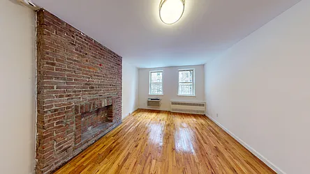 Studio interior at 118 East 92nd Street, Apt. 4B